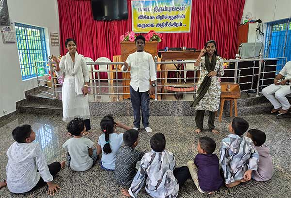 கிறிஸ்துவில் வளரும் இளைஞர்கள்